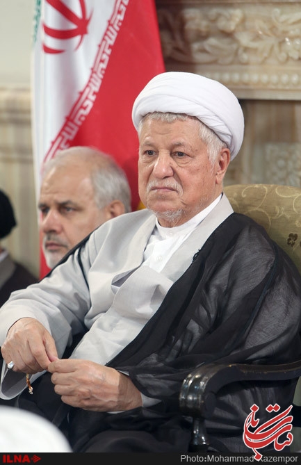 آیت الله هاشمی: عقلای جهانی هوشیار باشند، کنترل تقابل آمریکا و روسیه، بسیار دشوار خواهد بود